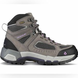 Vasque Breeze 2.0 GTX hiking boots size 7w WITH ORIGINAL BOX